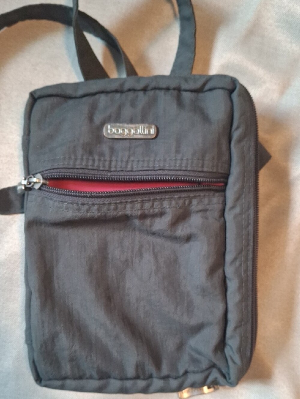Baggallini Gray Nylon Lightweight Crossbody Travel Bag - Picture 8 of 10